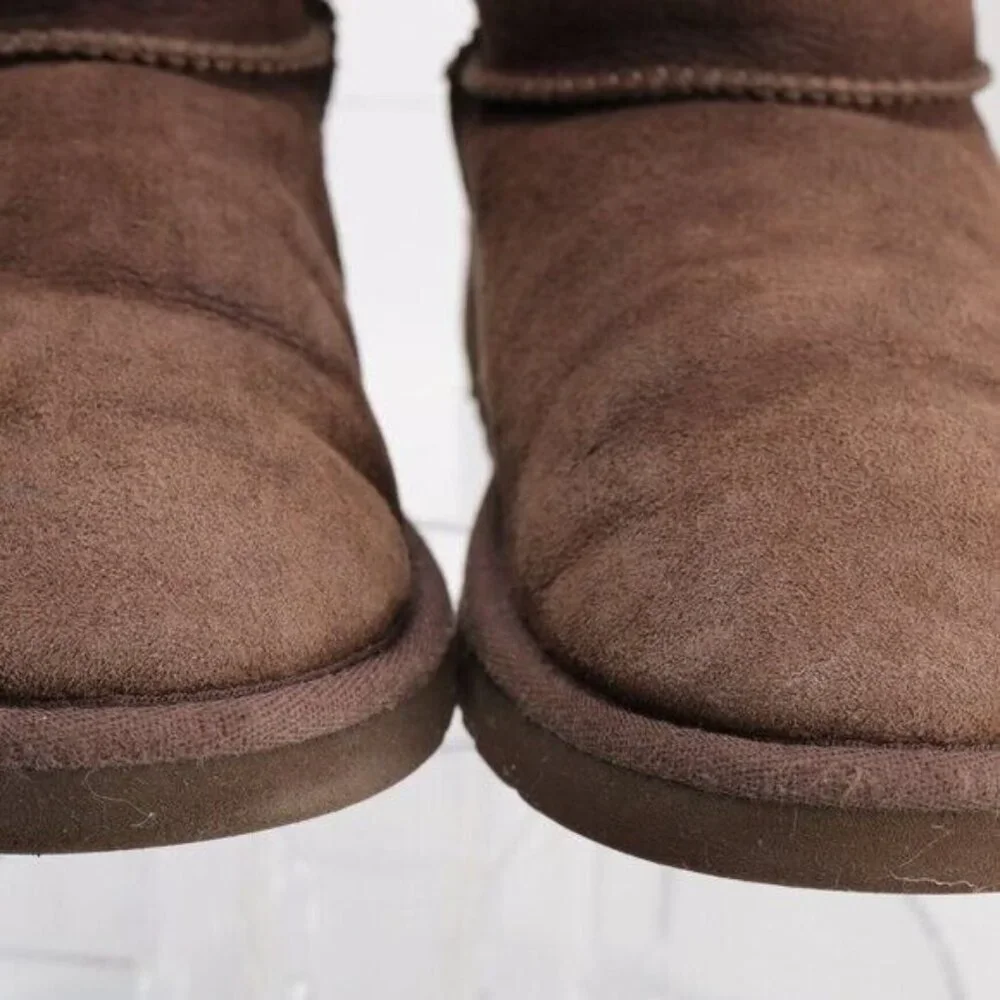 UGG Womens Bailey Button Short Boot Size 5 Brown Suede Sherpa Shearling Fury‎